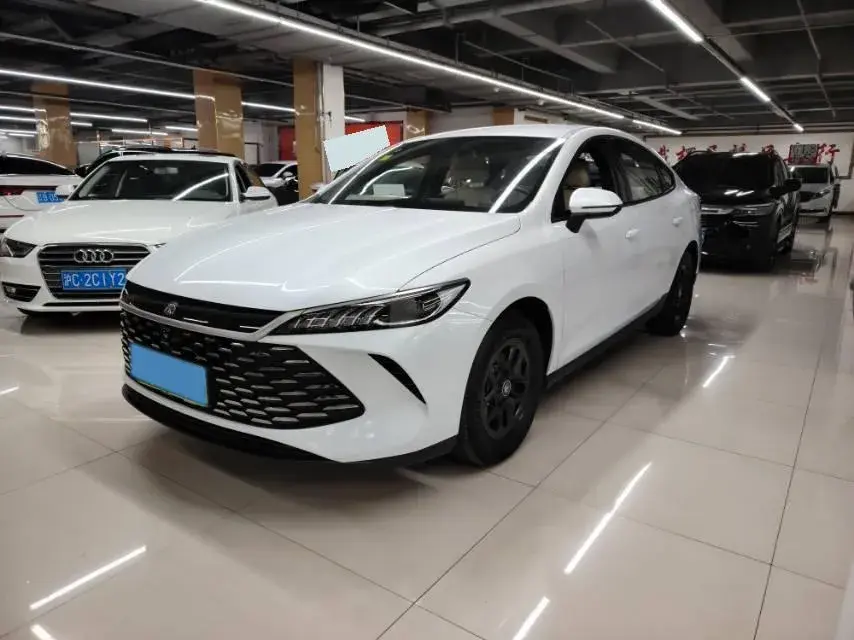 2025 BYD Qin Plus 1.5L 101HP L4 E-CVT PHEV 7.68KWH
