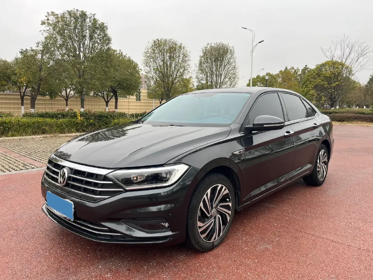 2021 Volkswagen Sagitar 1.4T 150HP L4 7DCT