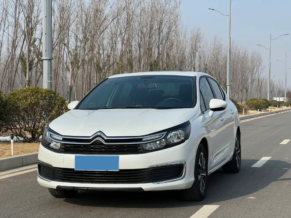 2019 Citroen C4L 1.2T 136HP L3 6AT