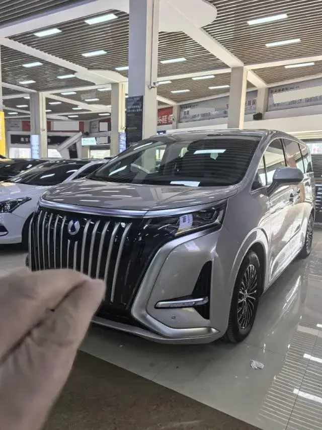 2022 HongQi HS7 3.0T 337HP V6 8AT