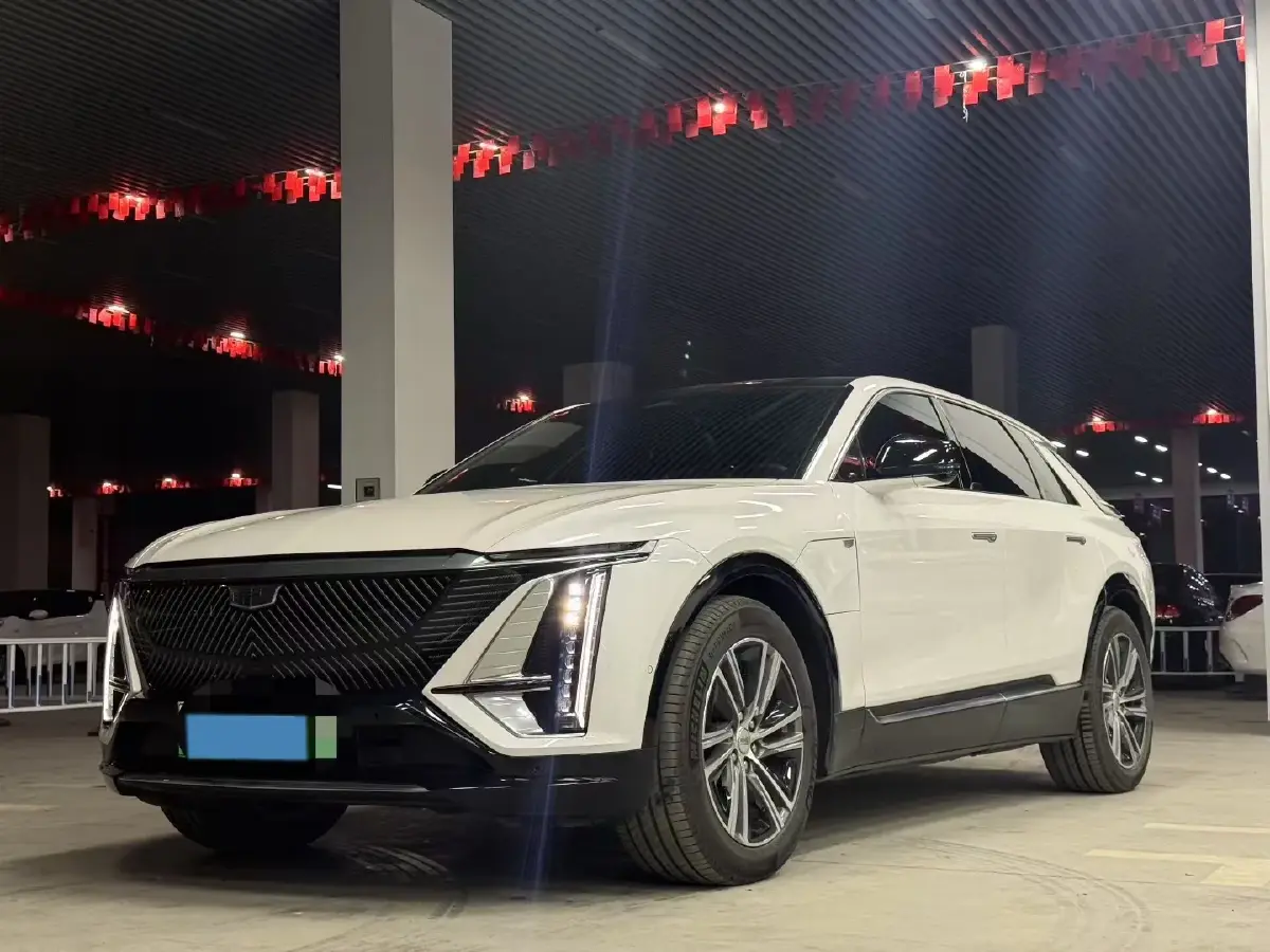 2022 Cadillac CT6 2.0T 237HP L4 10AT