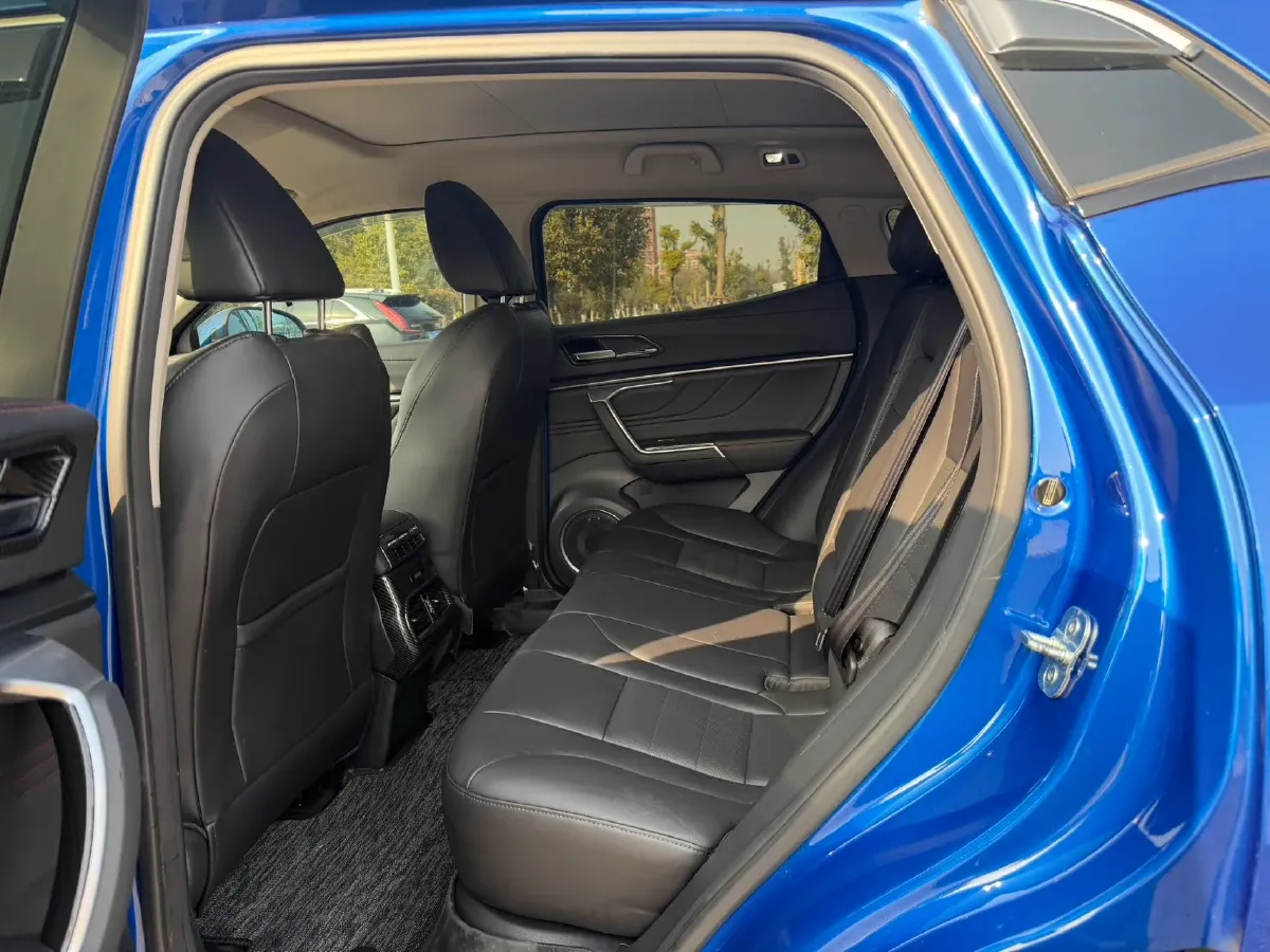 2017 WEY VV5 2.0T 197HP L4 7DCT,autocango,china used car exporter,china ev exporter,chinese used car exporter,chinese used ev exporter