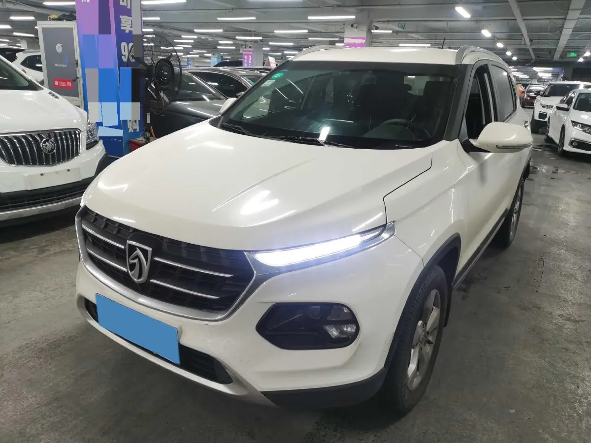 2017 BaoJun 310W 1.5L 105HP L4 6MT,autocango,china used car exporter,china ev exporter,chinese used car exporter,chinese used ev exporter