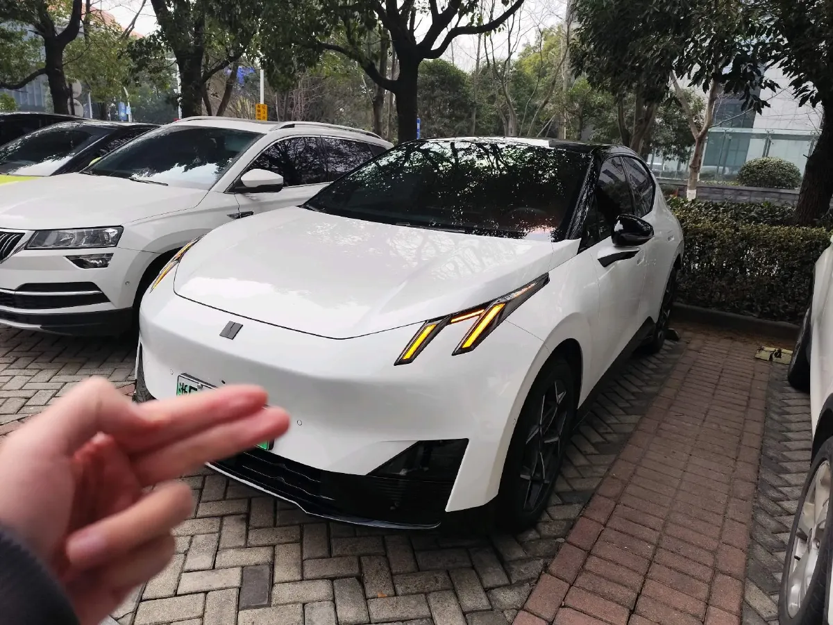 2025 Jetour Freeman 1.5T 184HP L4 7DCT,autocango,china used car exporter,china ev exporter,chinese used car exporter,chinese used ev exporter