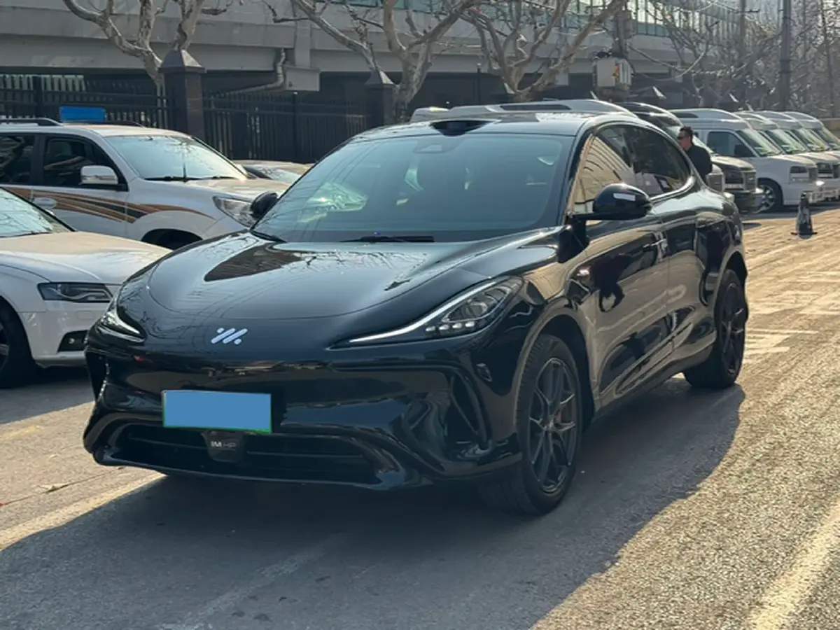 2023 IM LS6 BEV 90KWH