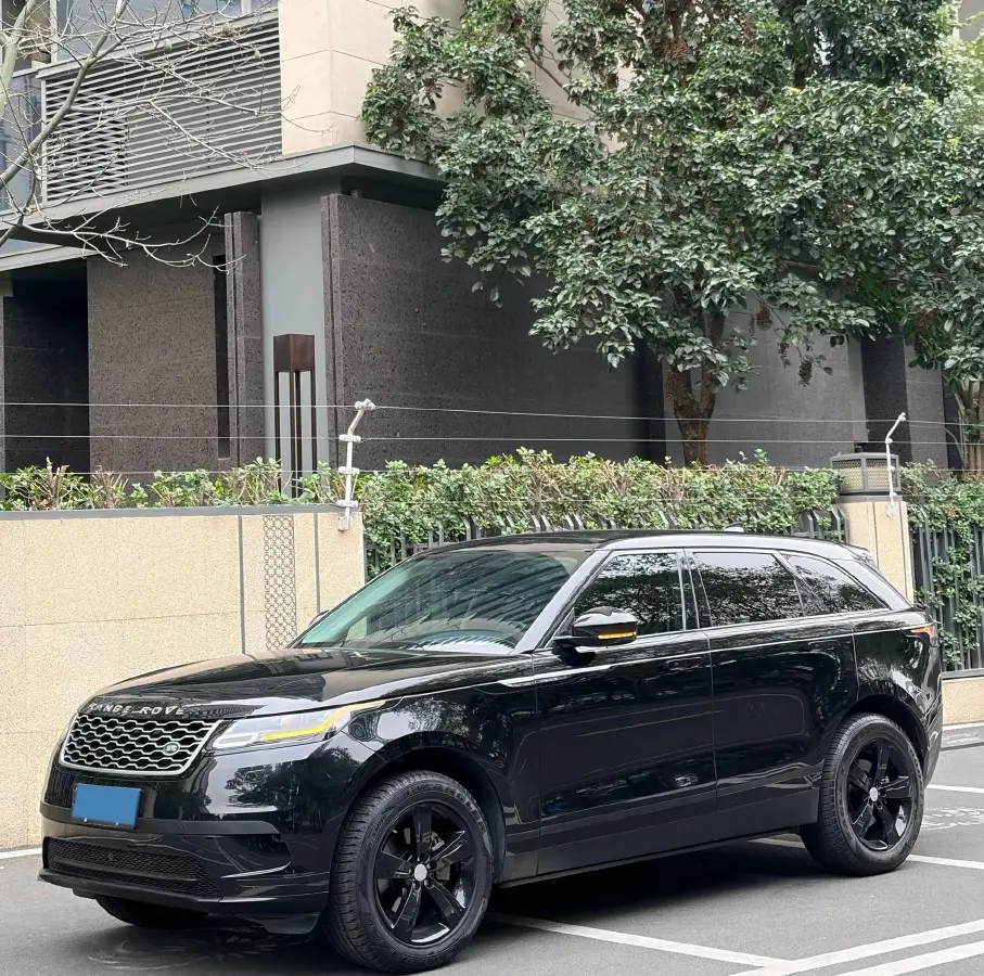 2018 Land Rover Range Rover Velar 2.0T 250HP L4 8AT