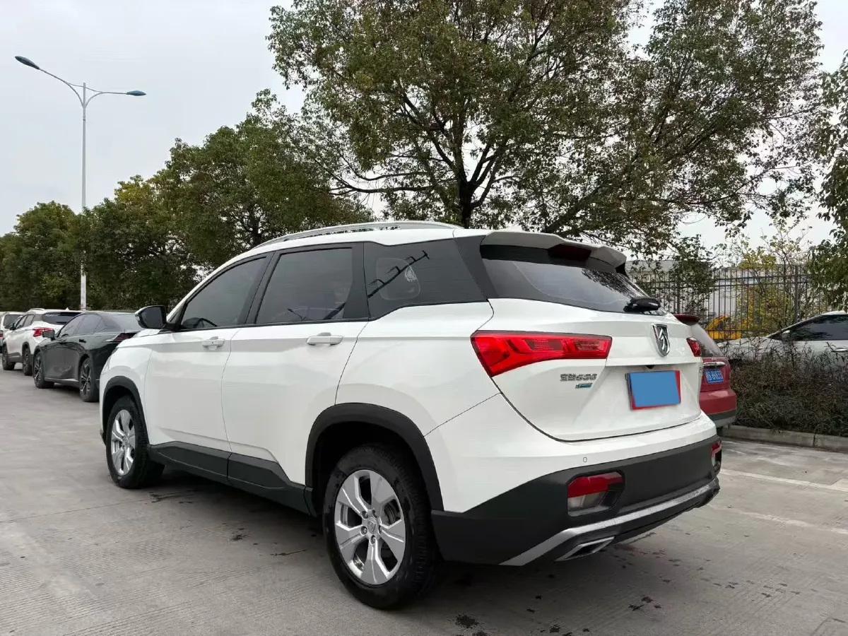 2020 BaoJun RC-5 1.5T 147HP L4 CVT,autocango,china used car exporter,china ev exporter,chinese used car exporter,chinese used ev exporter