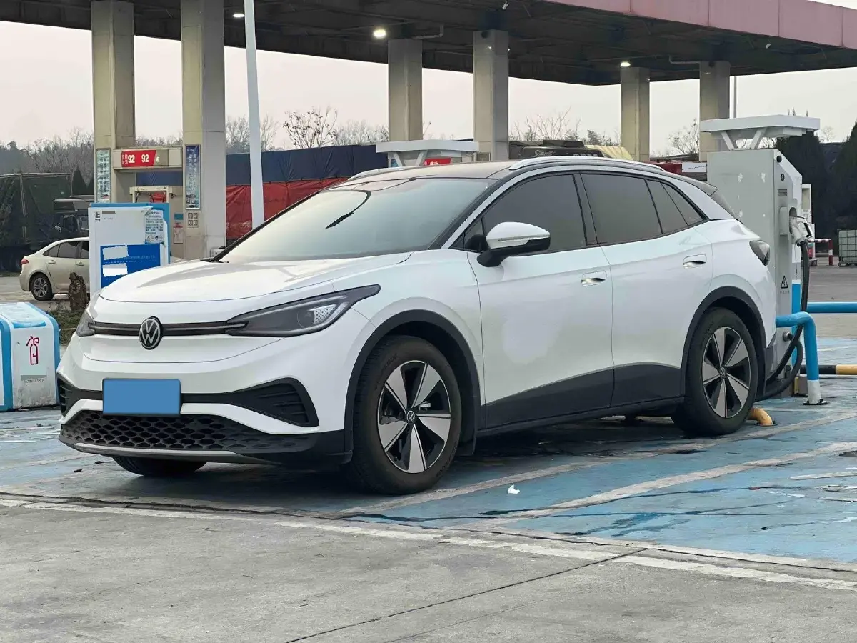 2025 Volkswagen ID.4 X BEV 52.8KWH