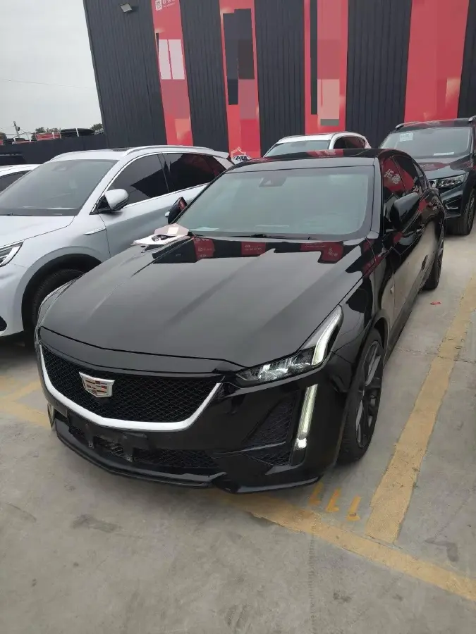 2020 Cadillac CT5 2.0T 241HP L4 10AT