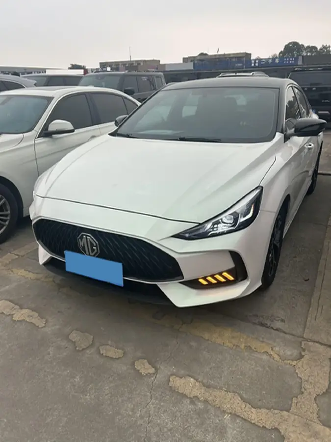 2021 MG 5 1.5L 120HP L4 CVT