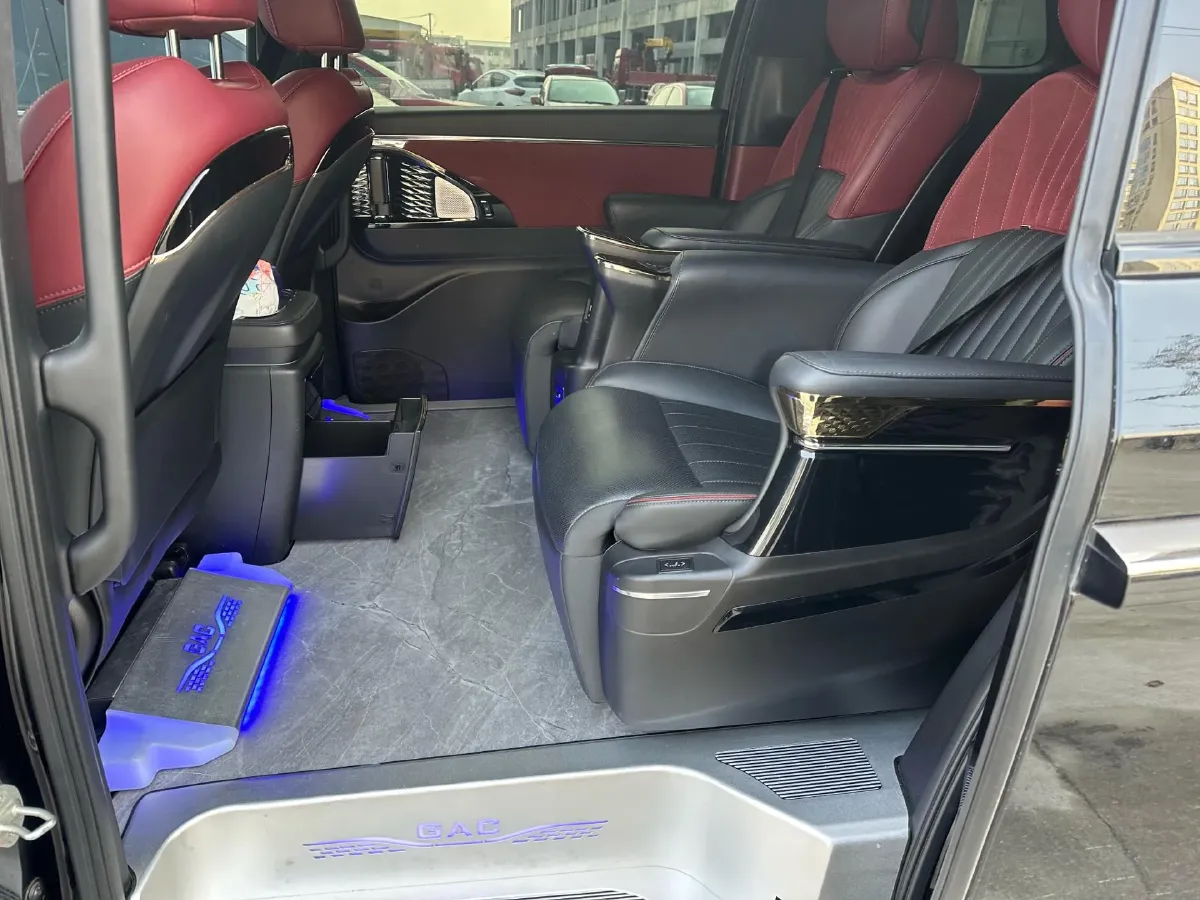 2024 GAC Trumpchi M8 2.0T 252HP L4 8AT,autocango,china used car exporter,china ev exporter,chinese used car exporter,chinese used ev exporter