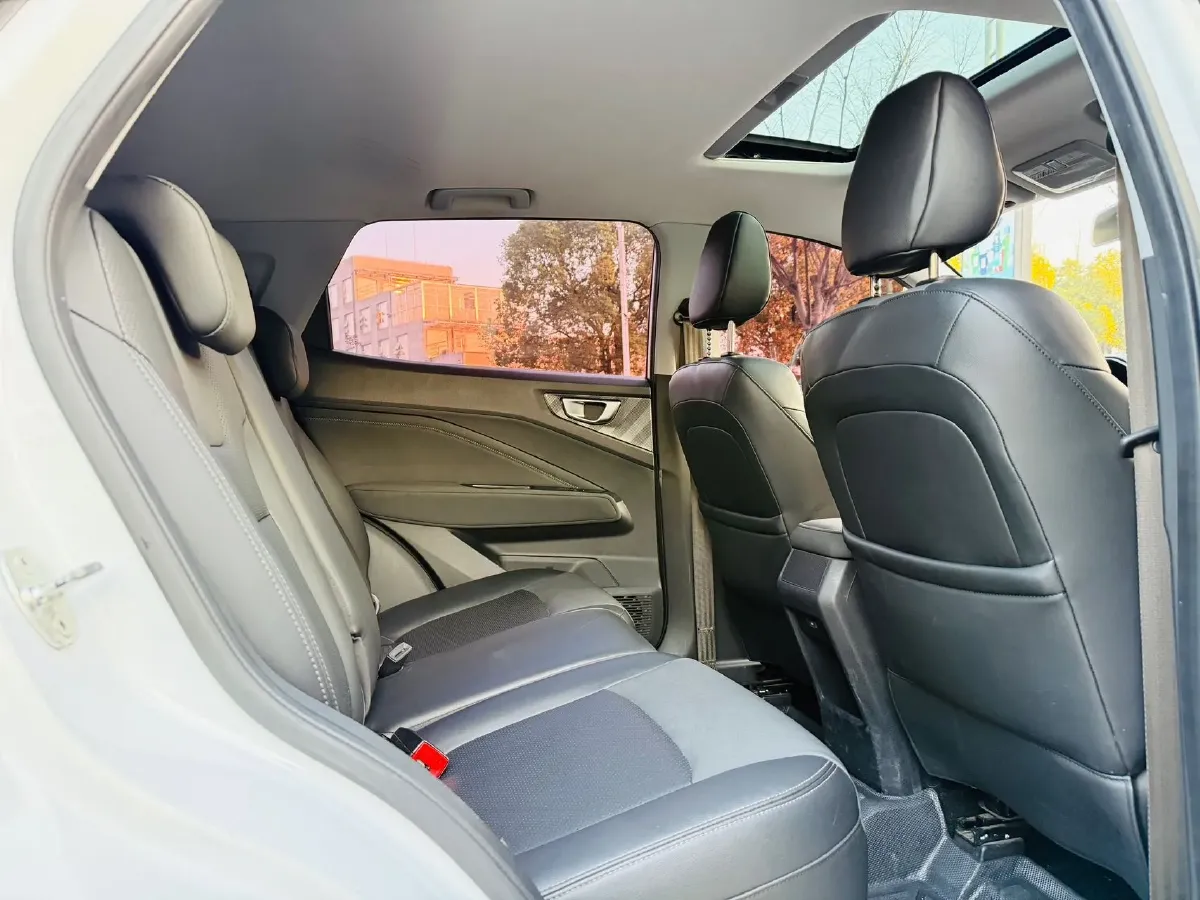 2022 WuLing XingChi 1.5L 99HP L4 CVT,autocango,china used car exporter,china ev exporter,chinese used car exporter,chinese used ev exporter