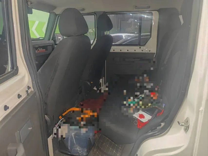 2021 Iveco DeYi 2.5T 122HP L4 5MT,autocango,china used car exporter,china ev exporter,chinese used car exporter,chinese used ev exporter