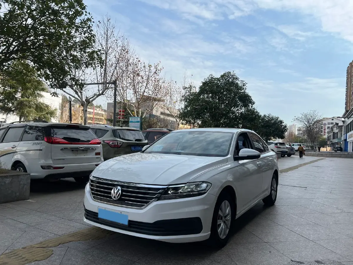 2023 Volkswagen Lavida 1.5L 113HP L4 6AT