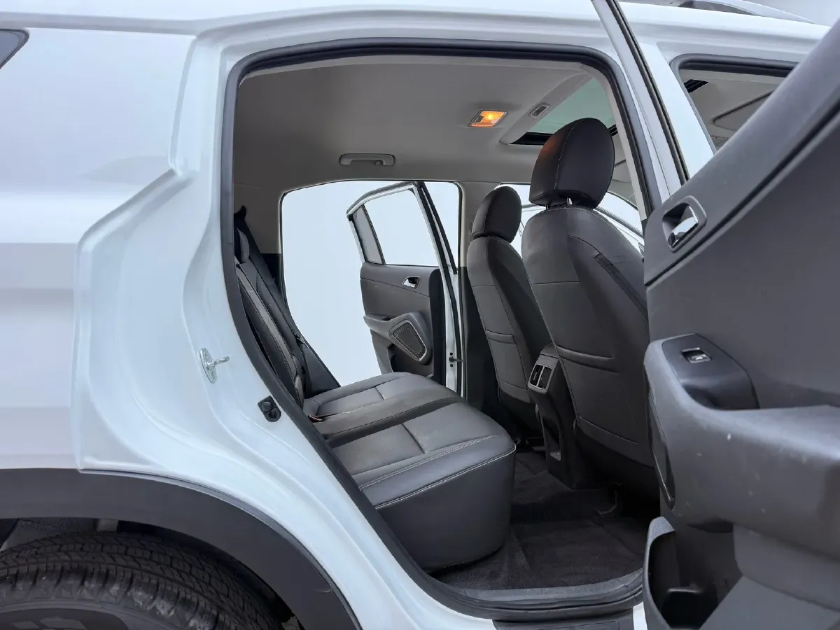 2021 Hyundai ix35 1.4T 140HP L4 7DCT,autocango,china used car exporter,china ev exporter,chinese used car exporter,chinese used ev exporter