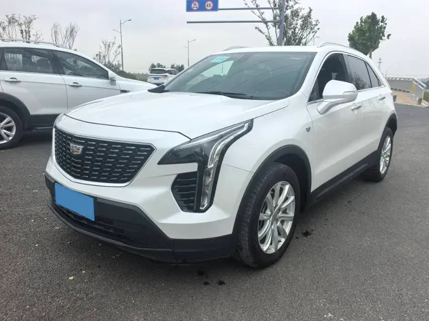 2020 Cadillac XT4 2.0T 241HP L4 9AT