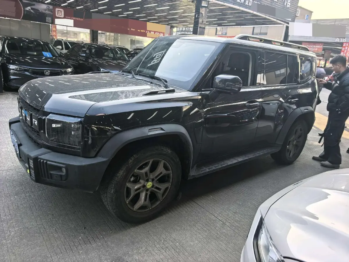 2023 Jetour Traveller 2.0T 254HP L4 8AT