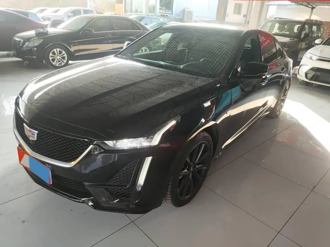 2022 Cadillac CT5 2.0T 237HP L4 10AT