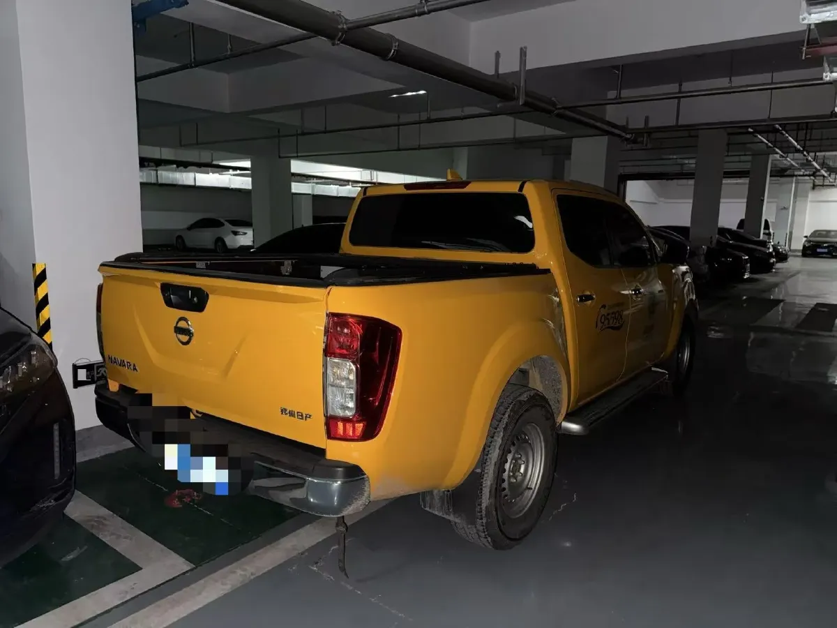 2023 Nissan Navara 2.5L 190HP L4 7AT,autocango,china used car exporter,china ev exporter,chinese used car exporter,chinese used ev exporter