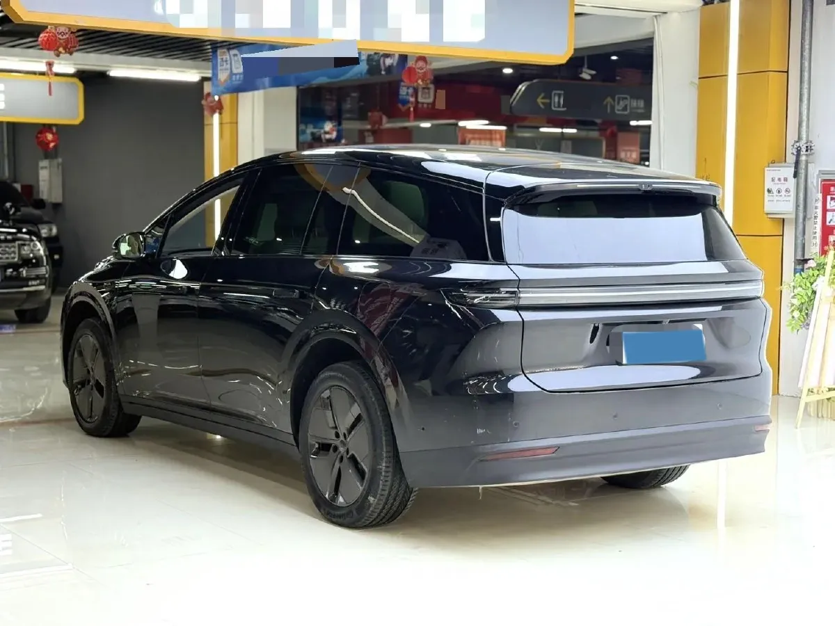 2025 Li i8 BEV,autocango,china used car exporter,china ev exporter,chinese used car exporter,chinese used ev exporter