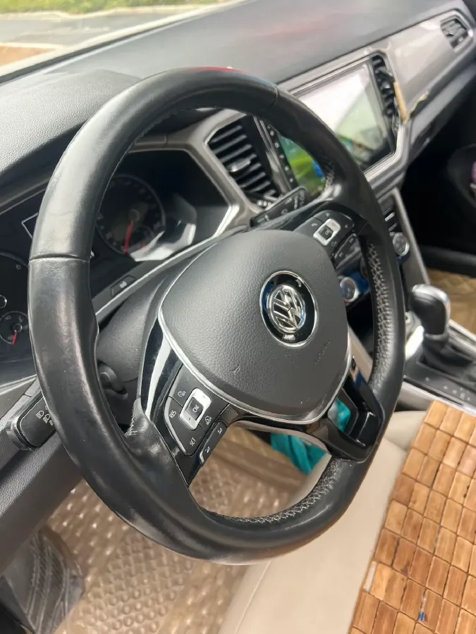 2018 Mitsubishi Eclipse Cross 1.5T 170HP L4 CVT,autocango,china used car exporter,china ev exporter,chinese used car exporter,chinese used ev exporter