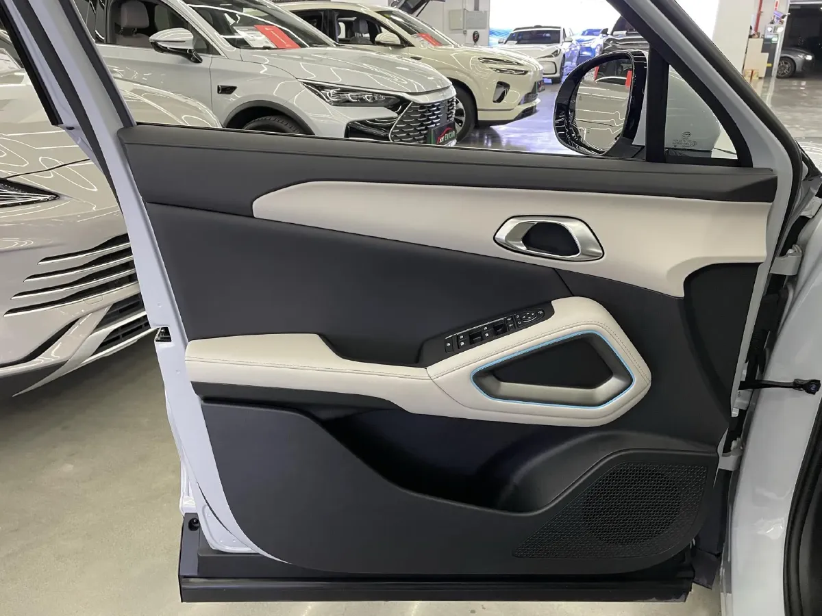 2024 BYD YuanUP BEV 45.12KWH,autocango,china used car exporter,china ev exporter,chinese used car exporter,chinese used ev exporter