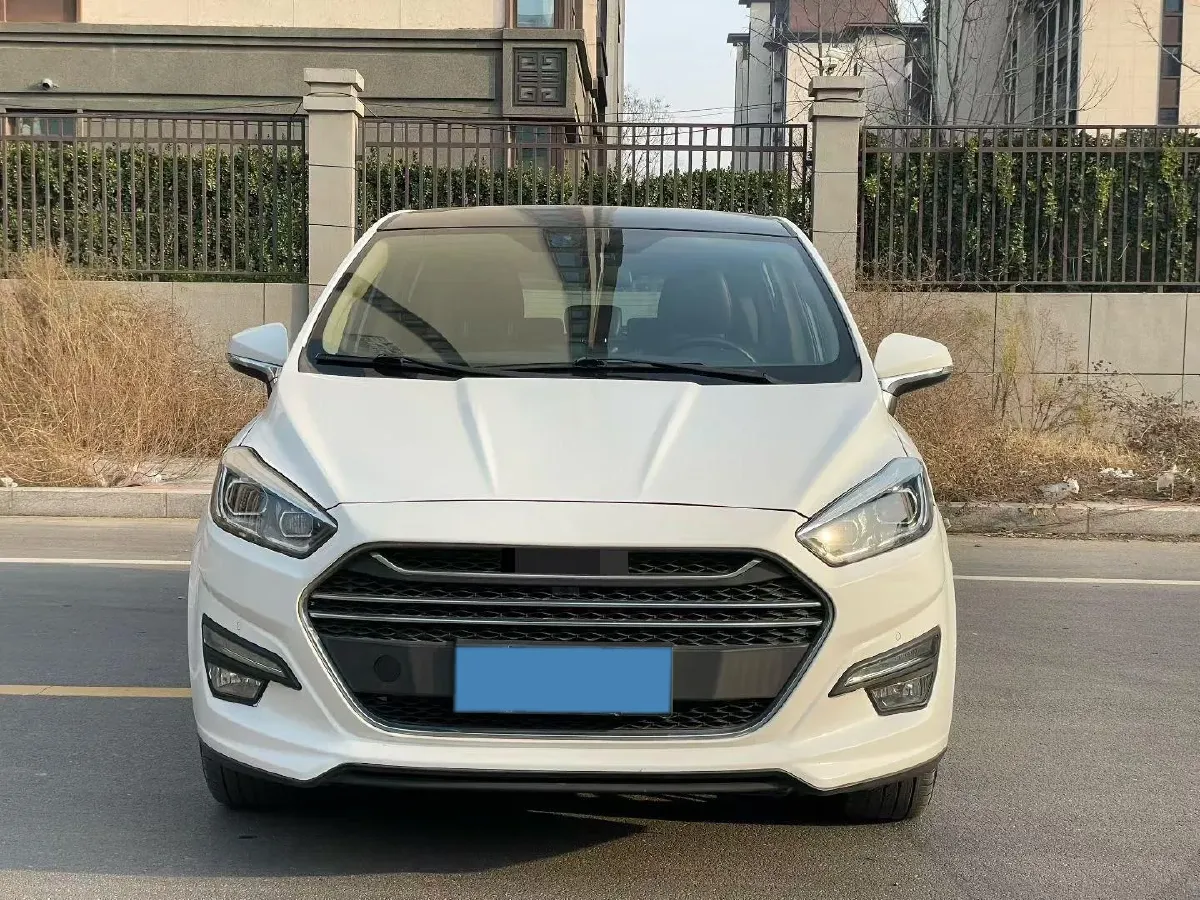 2017 LiFan XuanLang 1.8L 133HP L4 5MT,autocango,china used car exporter,china ev exporter,chinese used car exporter,chinese used ev exporter