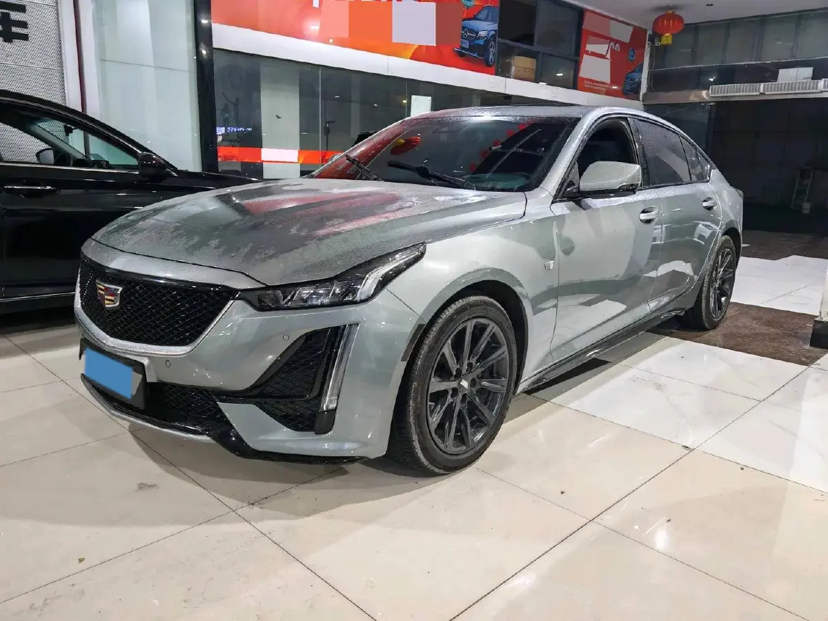 2023 Cadillac CT5 2.0T 237HP L4 10AT