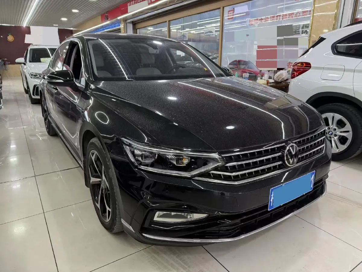 2024 Volkswagen Magotan 2.0T 186HP L4 7DCT,autocango,china used car exporter,china ev exporter,chinese used car exporter,chinese used ev exporter