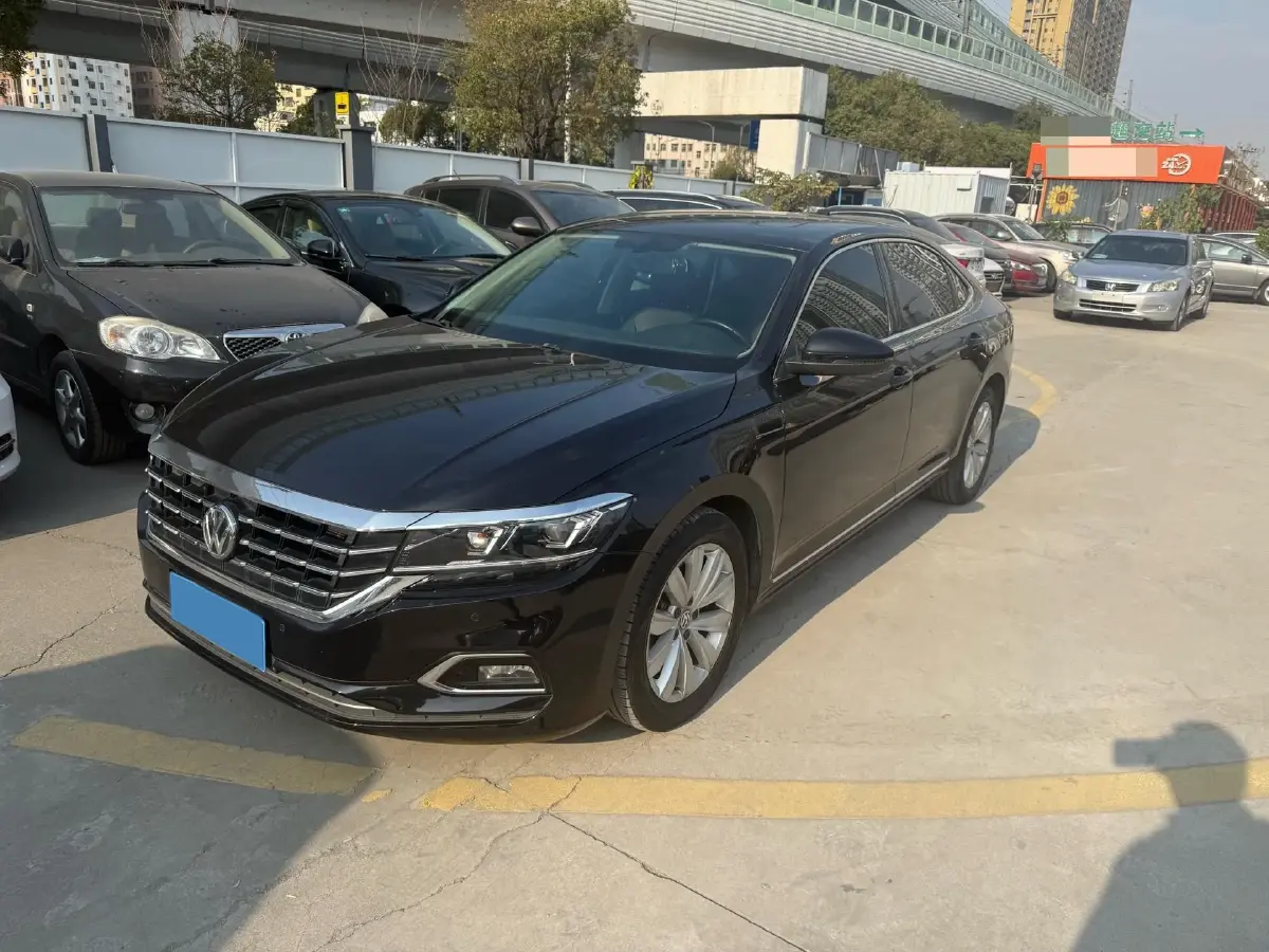 2019 Volvo V40 1.5T 152HP L4 6AT