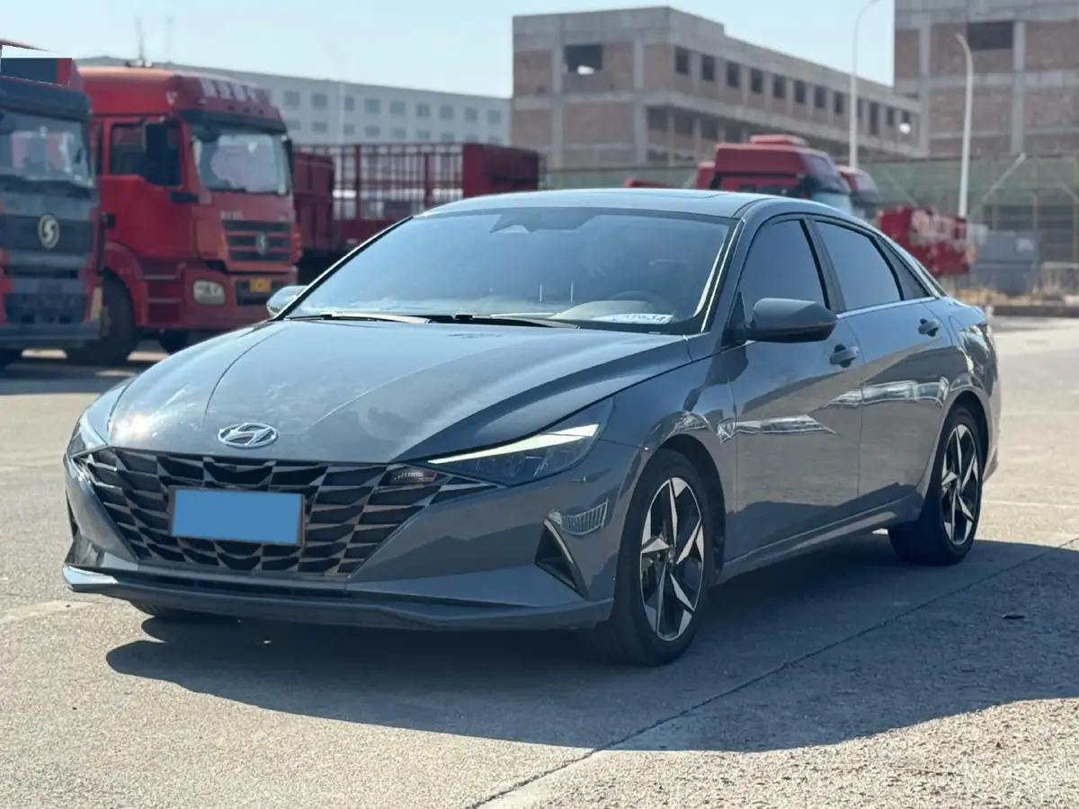 2022 Hyundai Elantra 1.5L 115HP L4 CVT