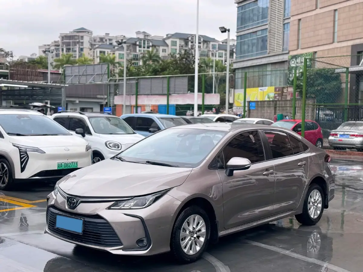 2021 Toyota Corolla 1.2T 116HP L4 CVT