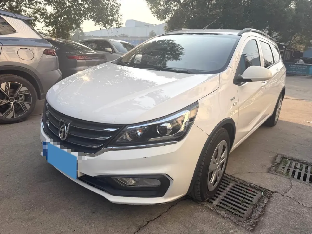 2019 Golden Dragon New Era Sea Lion 2.0L 102HP L4 5MT,autocango,china used car exporter,china ev exporter,chinese used car exporter,chinese used ev exporter