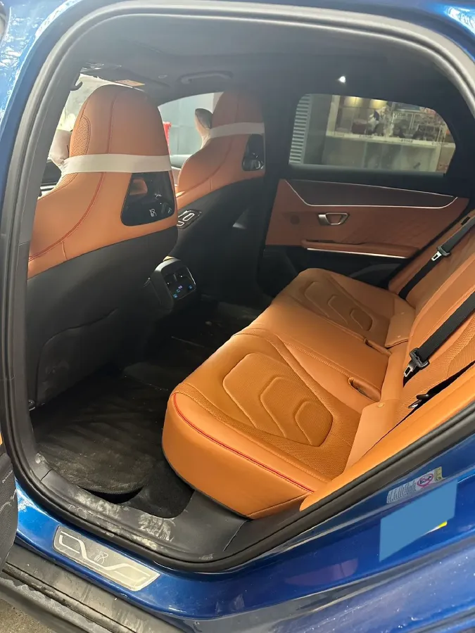 2022 Volkswagen Tiguan L 2.0T 186HP L4 7DCT,autocango,china used car exporter,china ev exporter,chinese used car exporter,chinese used ev exporter