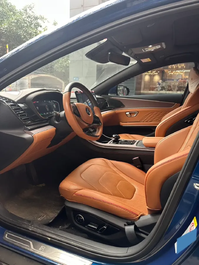 2022 Volkswagen Tiguan L 2.0T 186HP L4 7DCT,autocango,china used car exporter,china ev exporter,chinese used car exporter,chinese used ev exporter