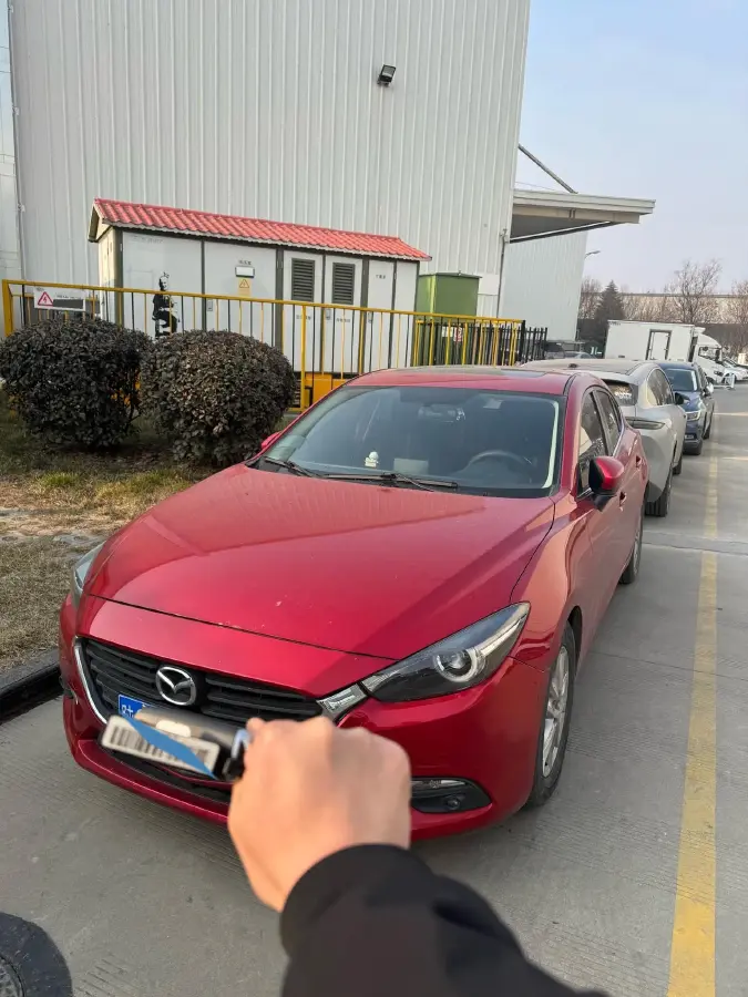 2019 Mazda 3 Axela 1.5L 117HP L4 6AT