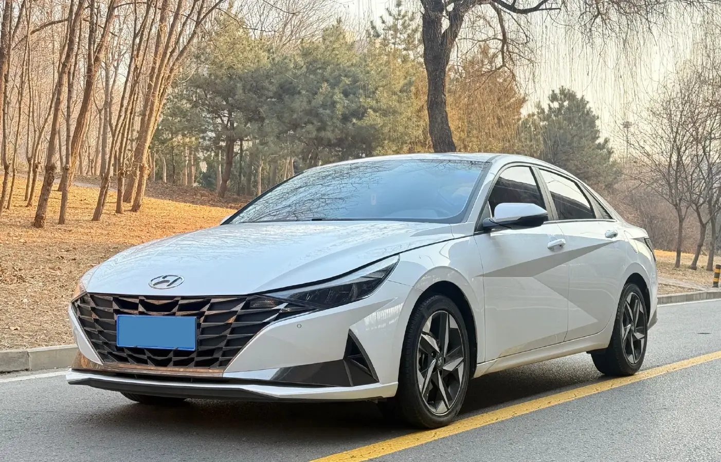 2021 Hyundai Elantra 1.5L 115HP L4 CVT