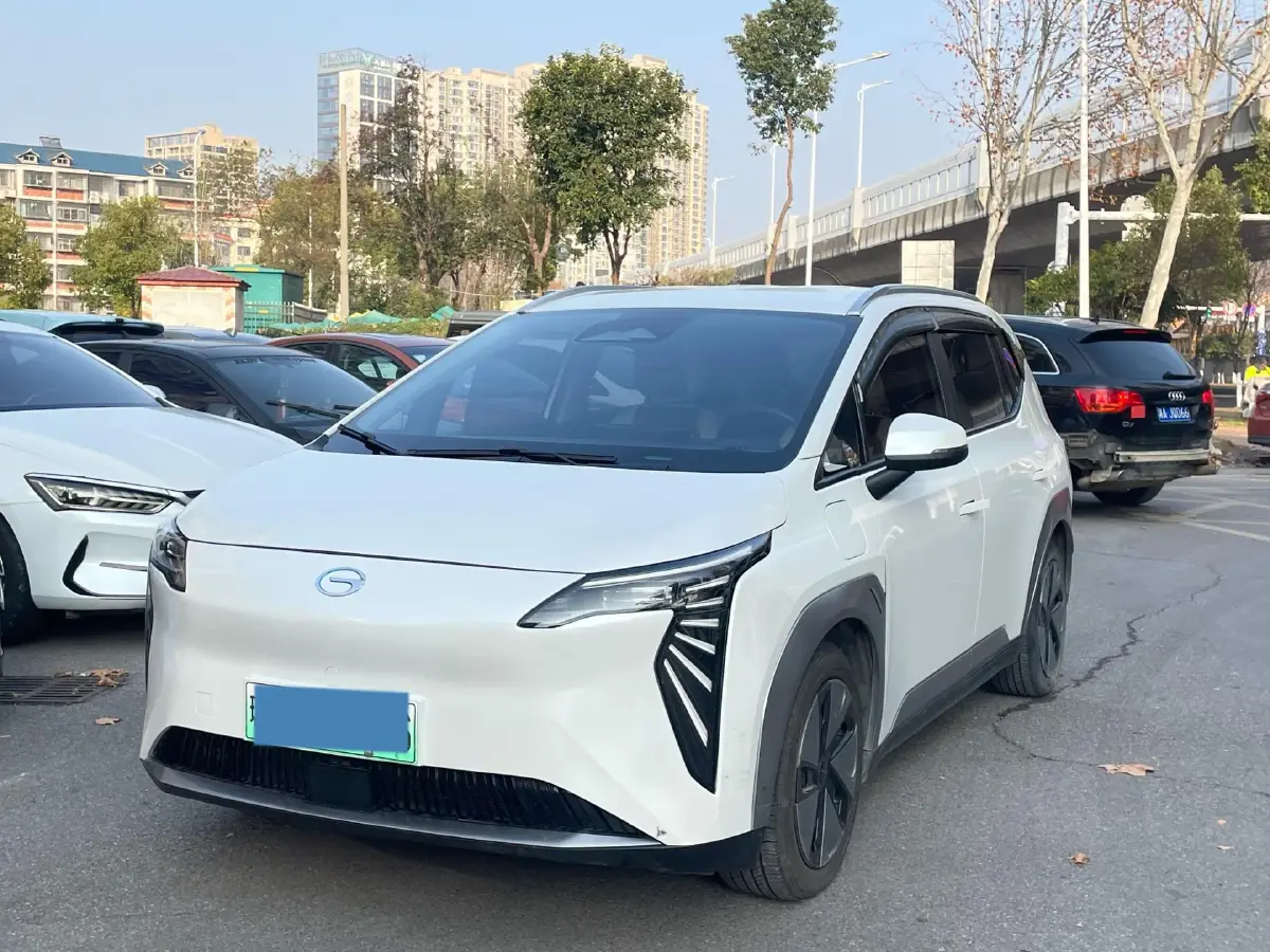 2023 Aion Y BEV 61.7KWH