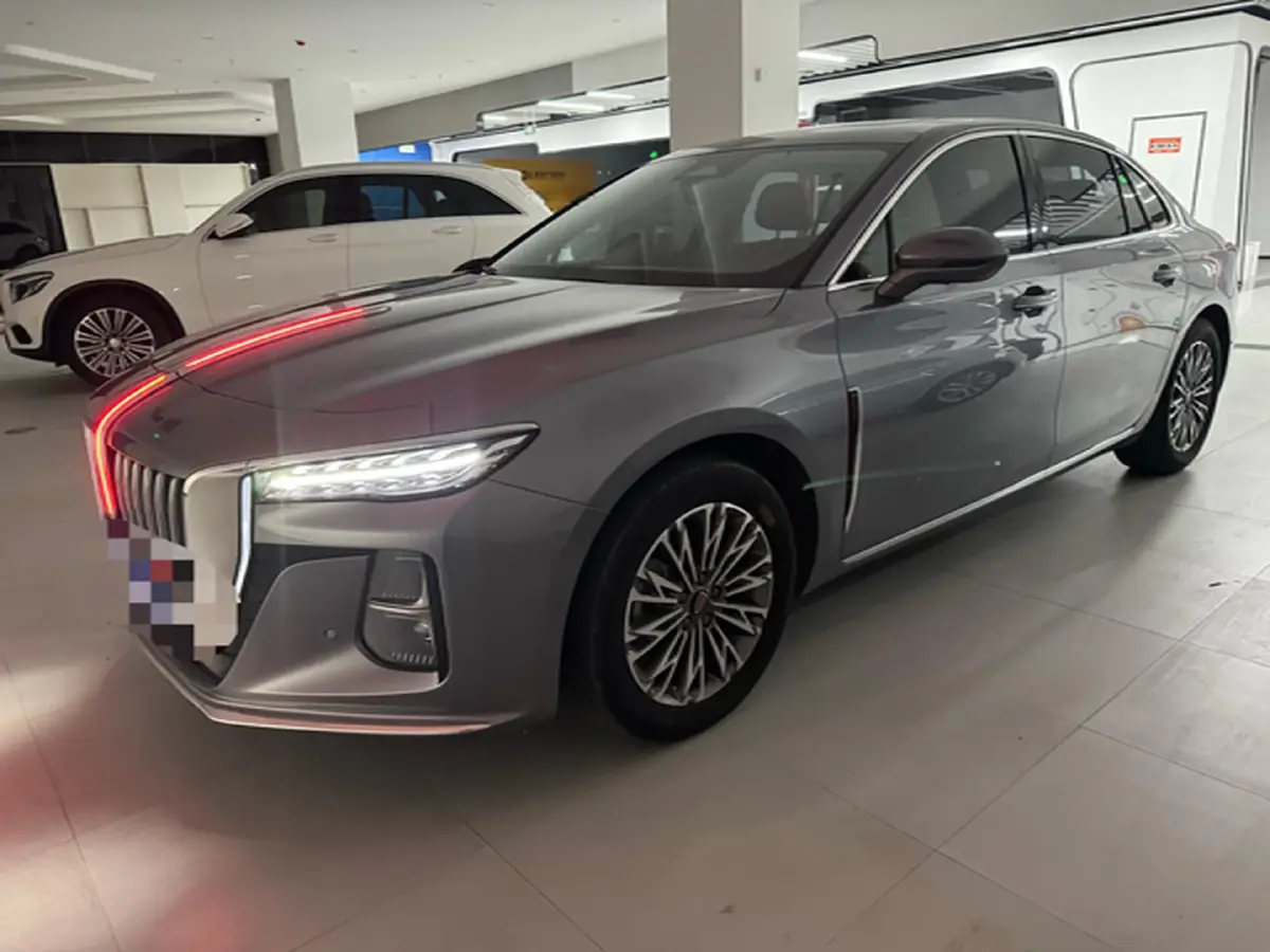 2023 HongQi H5 2.0T 224HP L4 8AT
