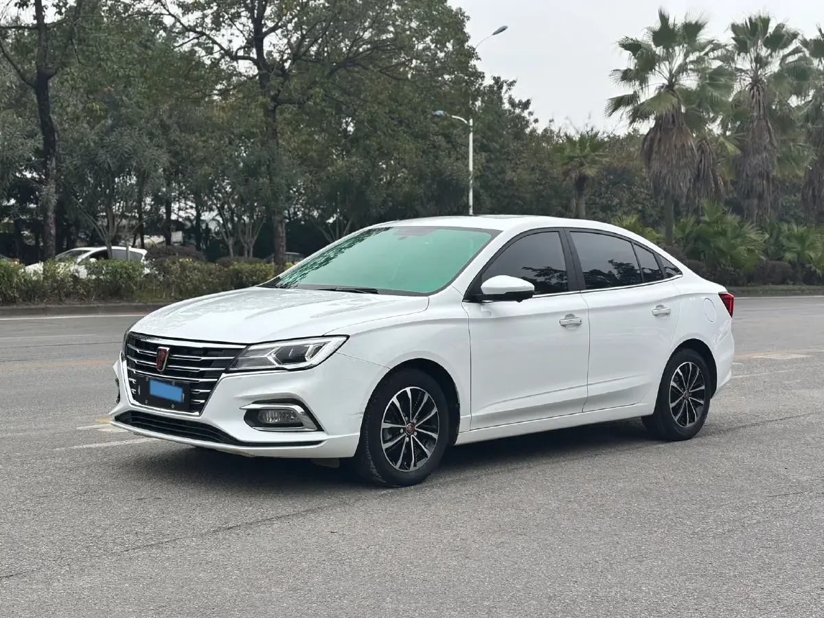 2020 Roewe i5 1.5L 120HP L4 CVT