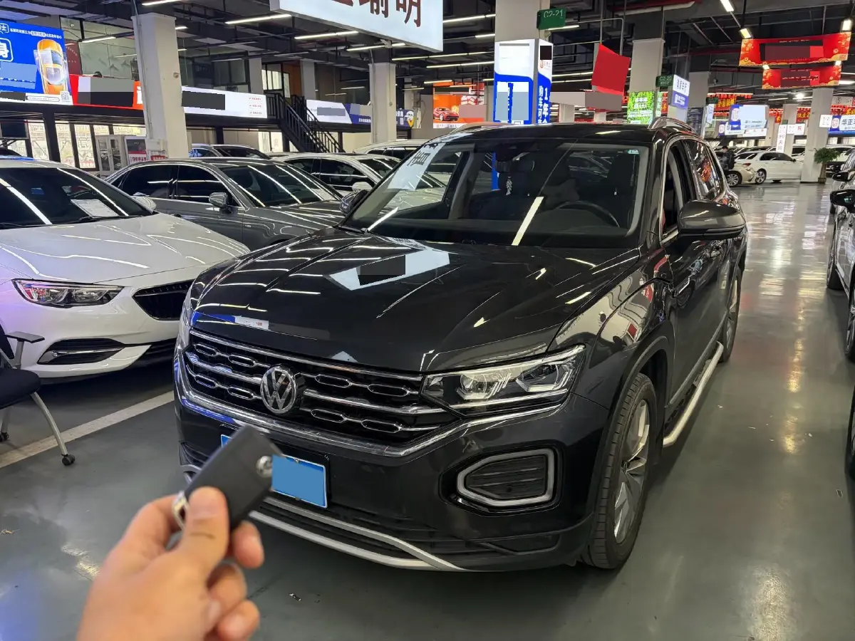 2020 Volkswagen Tayron 2.0T 220HP L4 7DCT