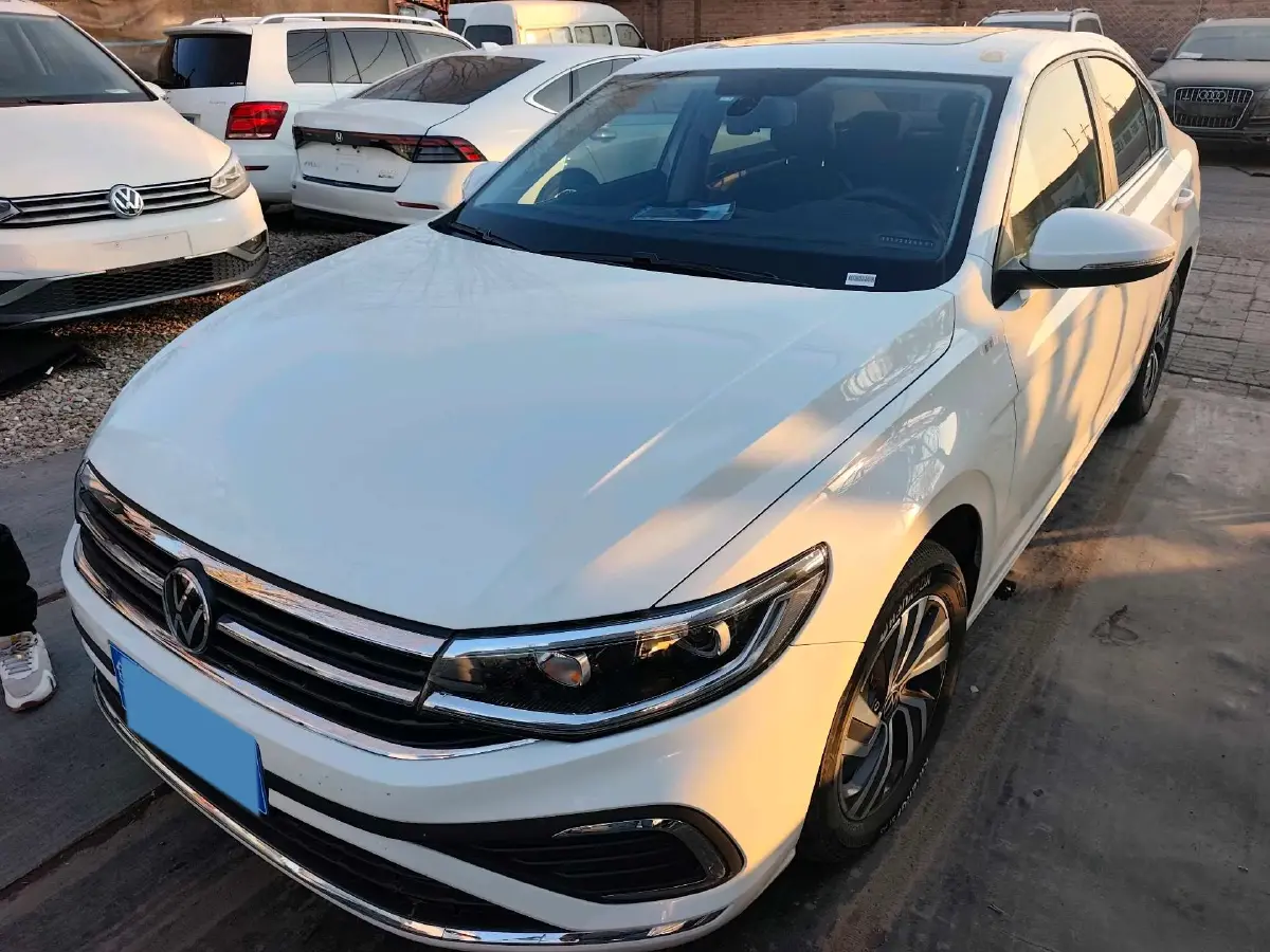 2025 Volkswagen Bora 1.4T 150HP L4 7DCT