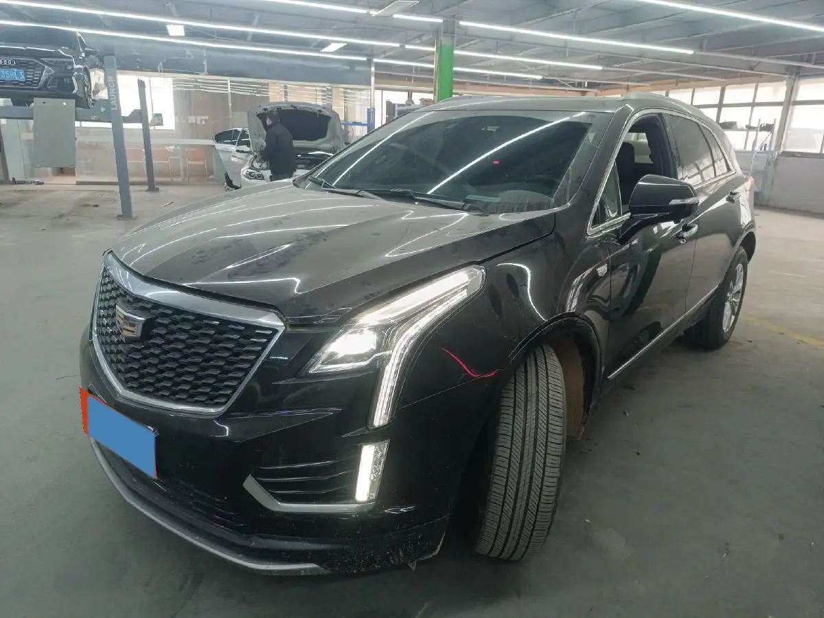 2022 Cadillac XT5 2.0T 237HP L4 9AT