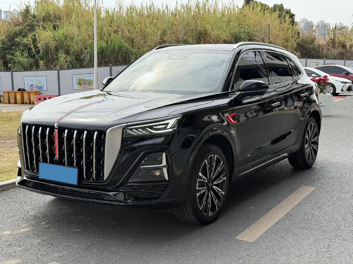 2023 HongQi HS5 2.0T 252HP L4 8AT