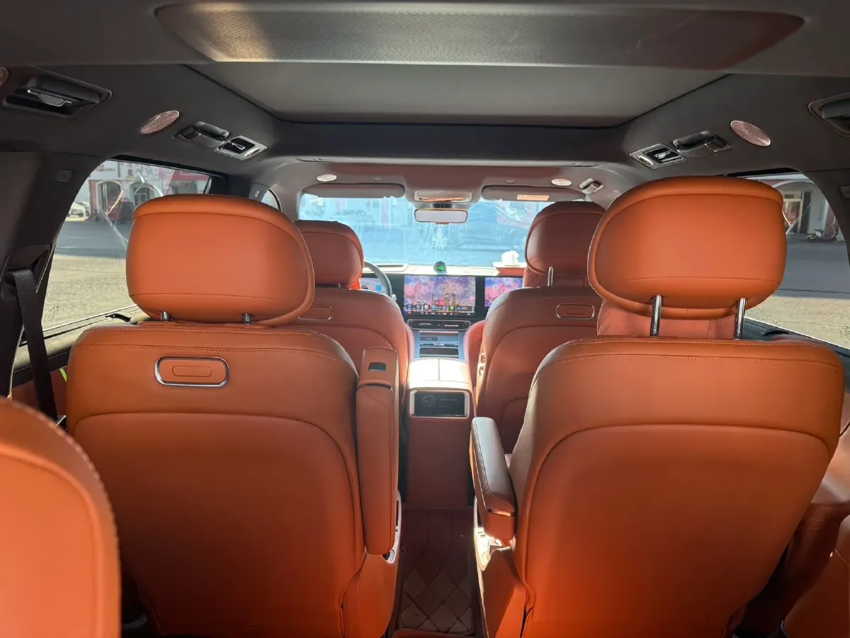 2025 AITO AITO M9 REEV 160HP REEV 52KWH,autocango,china used car exporter,china ev exporter,chinese used car exporter,chinese used ev exporter