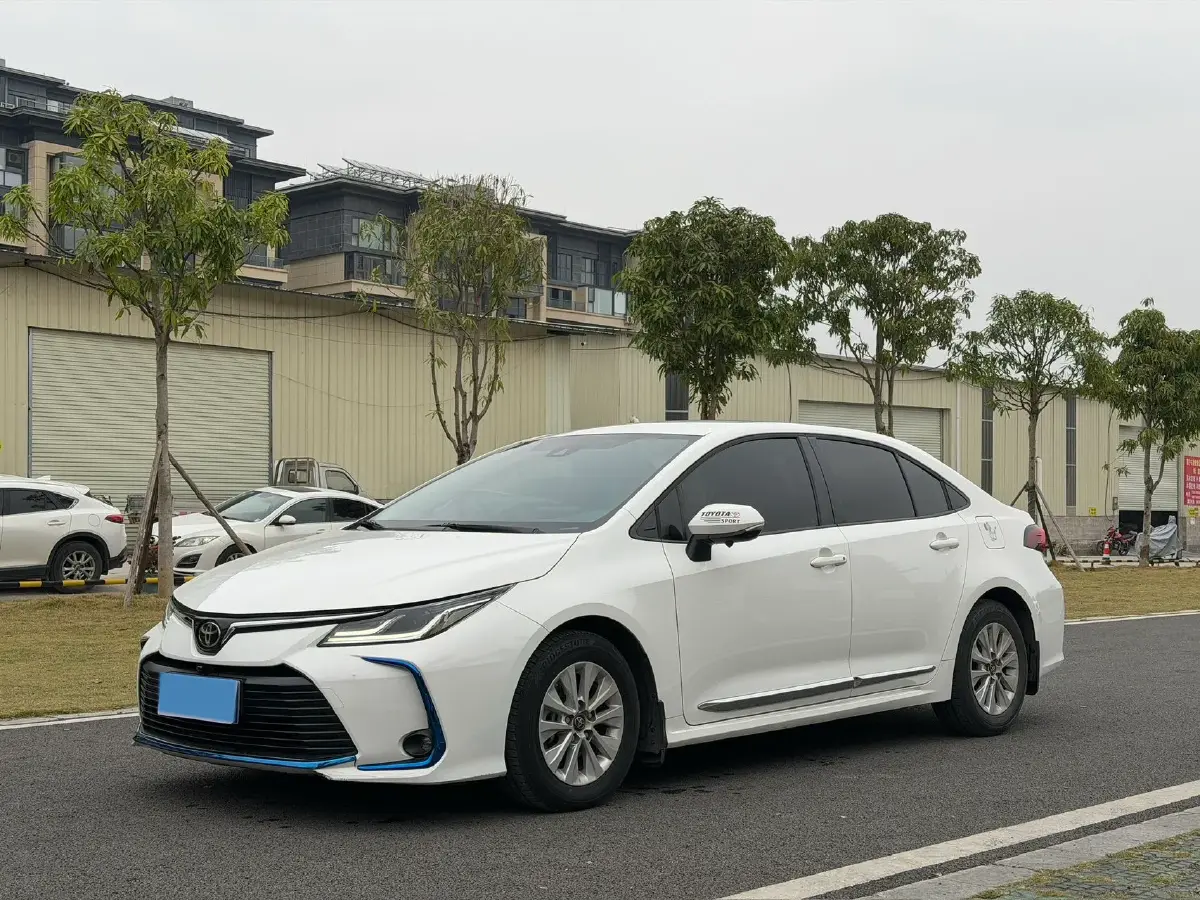 2021 Toyota Corolla 1.2T 116HP L4 CVT