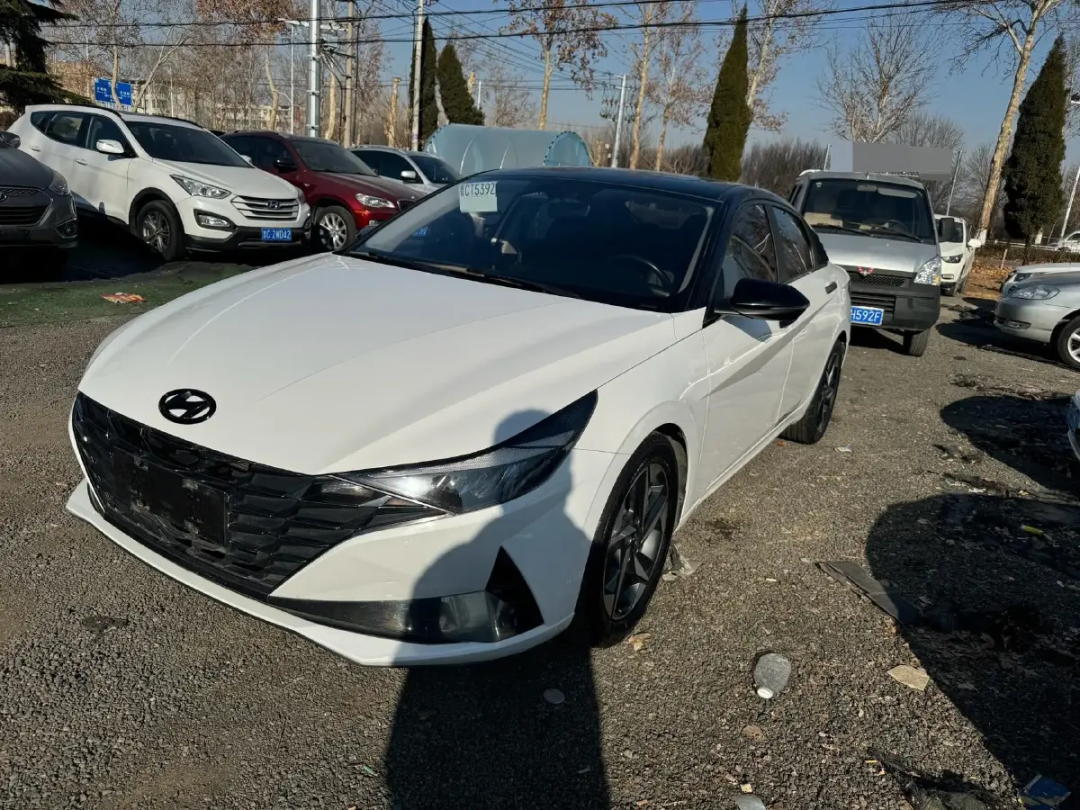 2021 Hyundai Elantra 1.5L 115HP L4 CVT