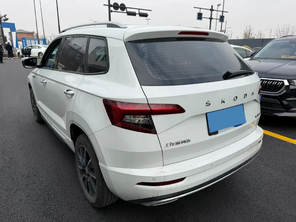 2023 Skoda Karoq 1.4T 150HP L4 7DCT,autocango,china used car exporter,china ev exporter,chinese used car exporter,chinese used ev exporter