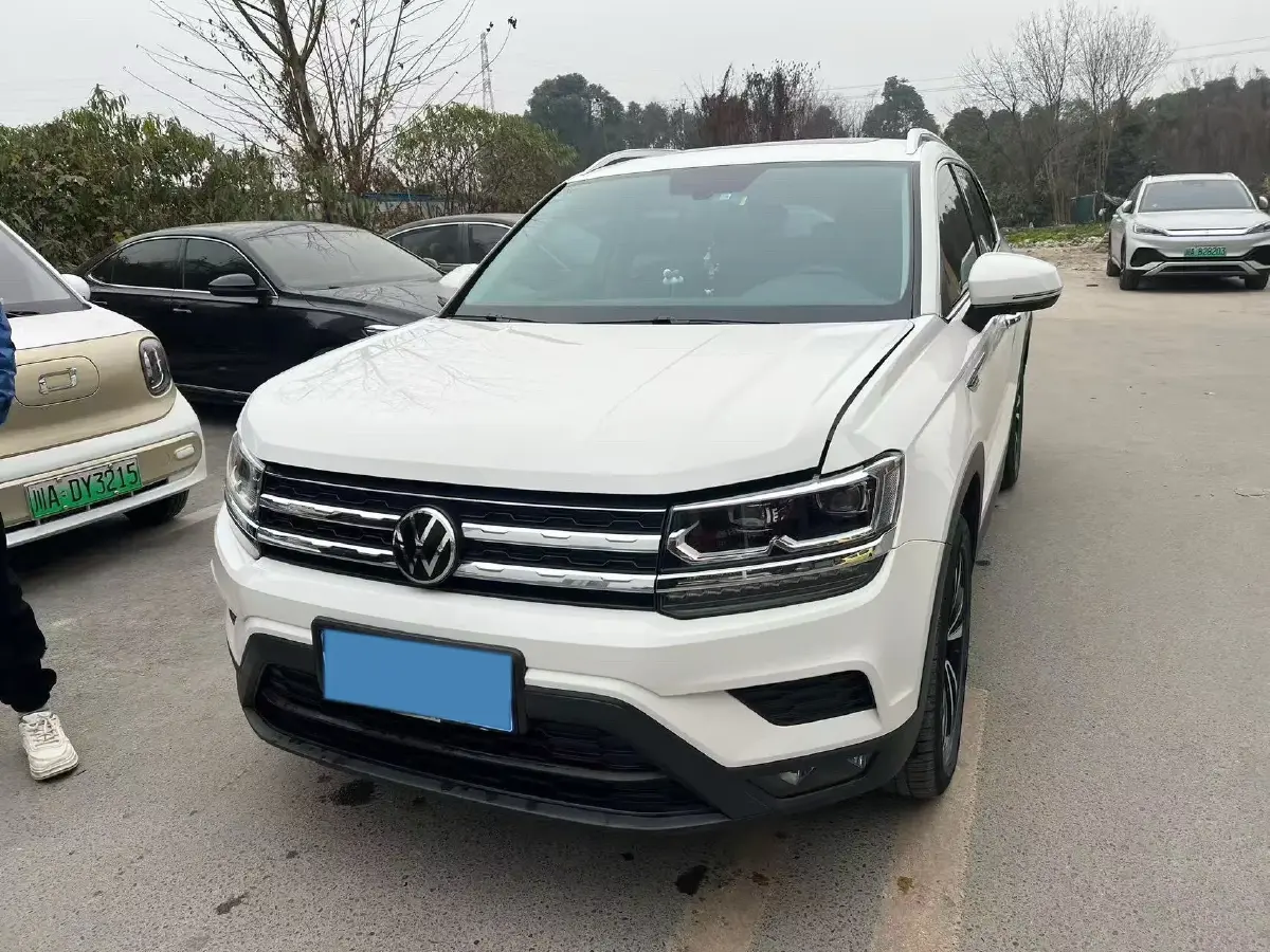 2021 Volkswagen Tharu 1.4T 150HP L4 7DCT