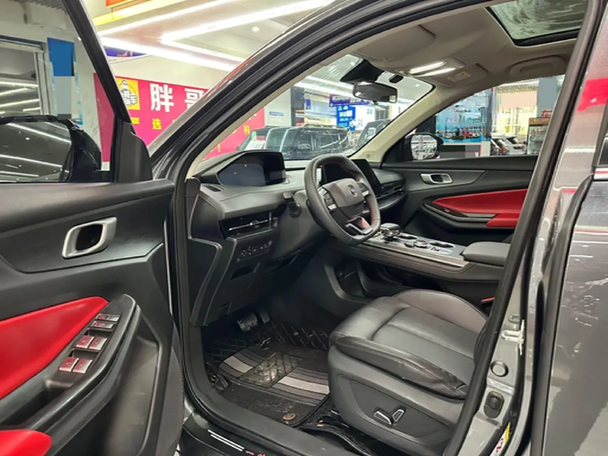 2022 ChangAn Oshan X7 Plus 1.5T 188HP L4 7DCT,autocango,china used car exporter,china ev exporter,chinese used car exporter,chinese used ev exporter